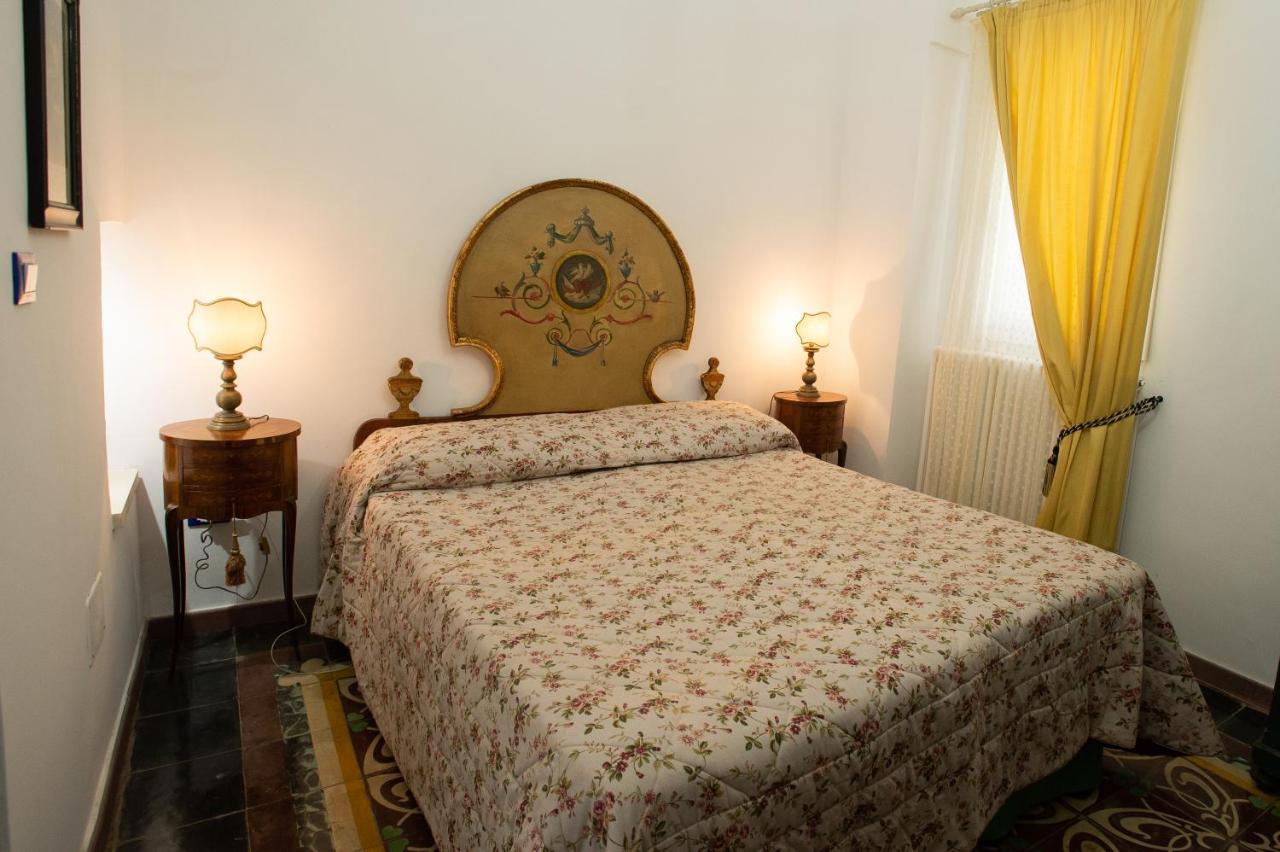La Casa Nel Vico Lägenhet Marittima Exteriör bild